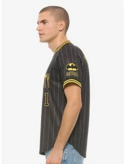 DC Comics Batman Gotham City Jersey - BoxLunch Exclusive -DC+Comics Sales 12918647 av2